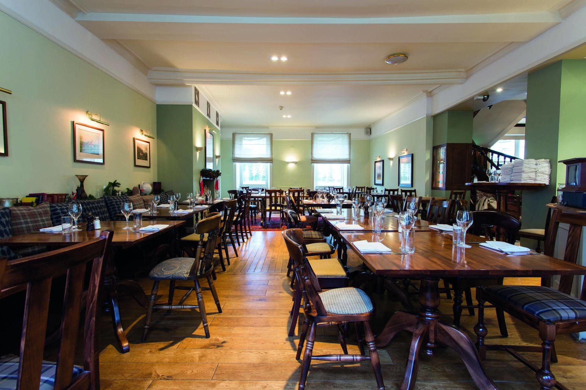 The Golden Lion At Settle Hotel Exterior photo