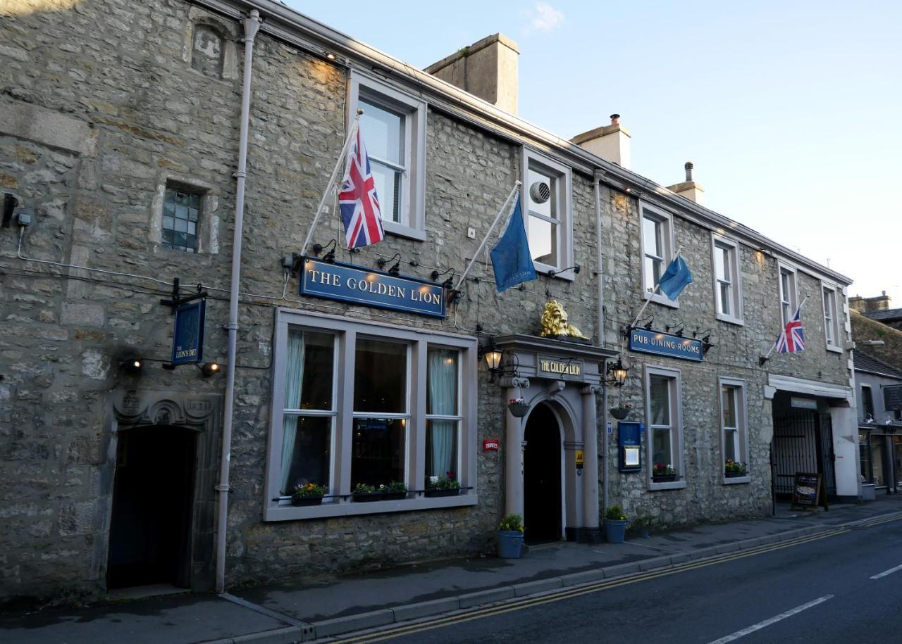 The Golden Lion At Settle Hotel Exterior photo